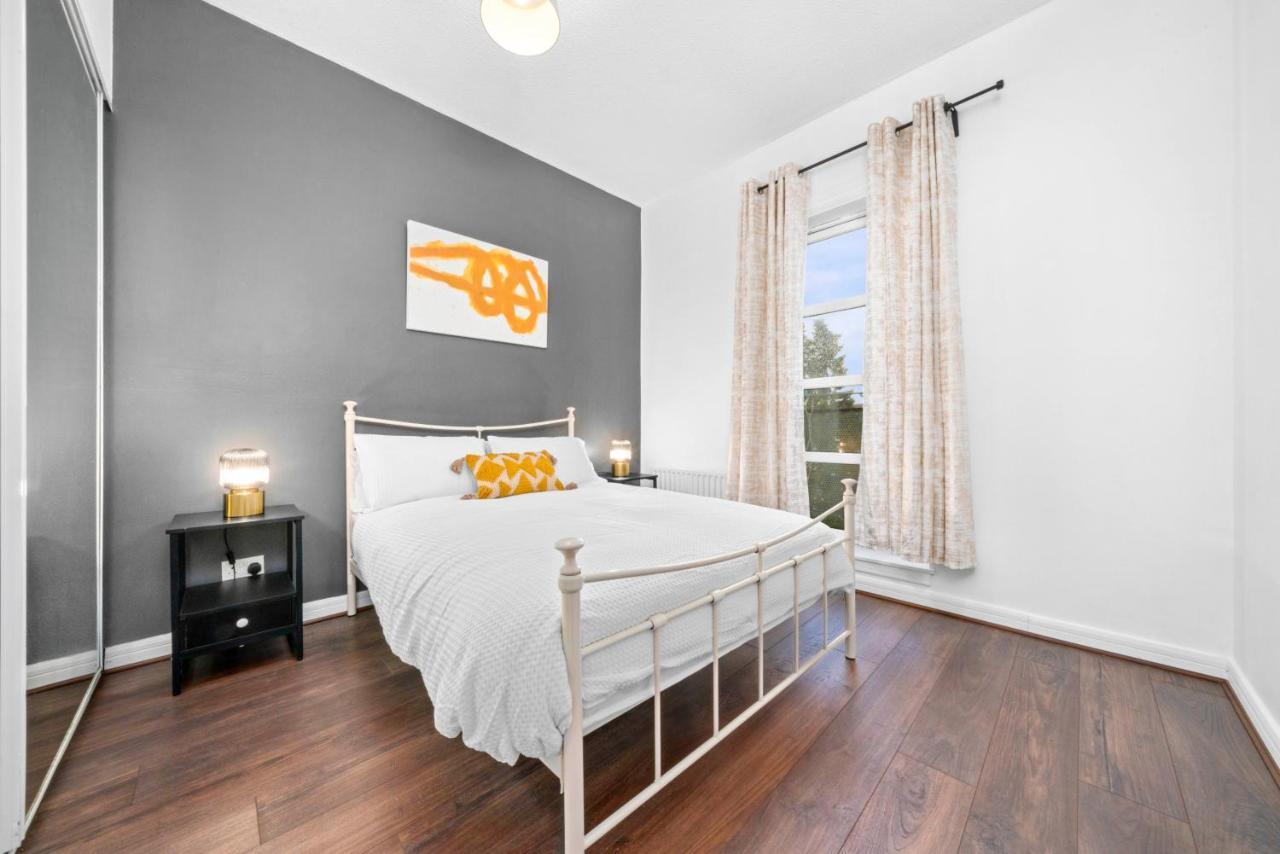 Modern Apartment With Free Parking Near Town & Glasgow Green Kültér fotó